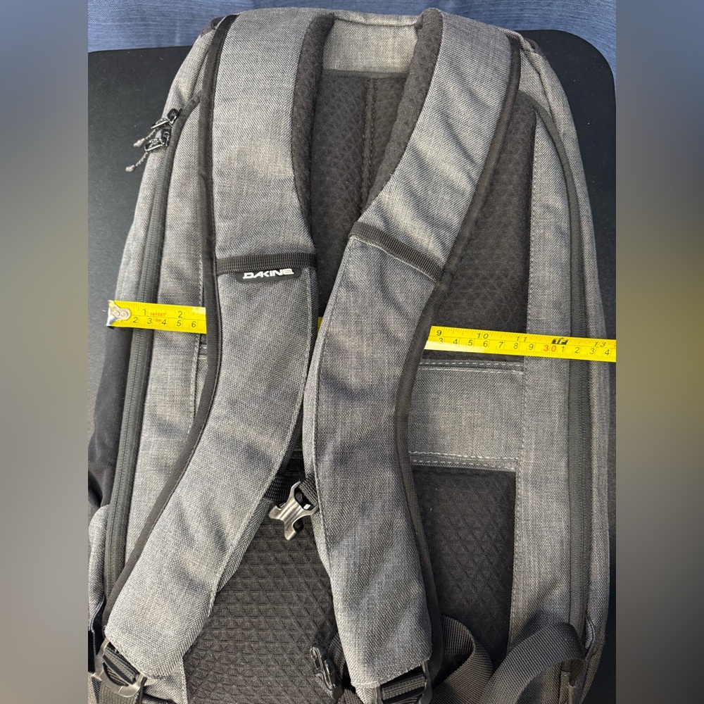 Dakine Network Gray Men's Backpack 32L - Picture 4 of 15